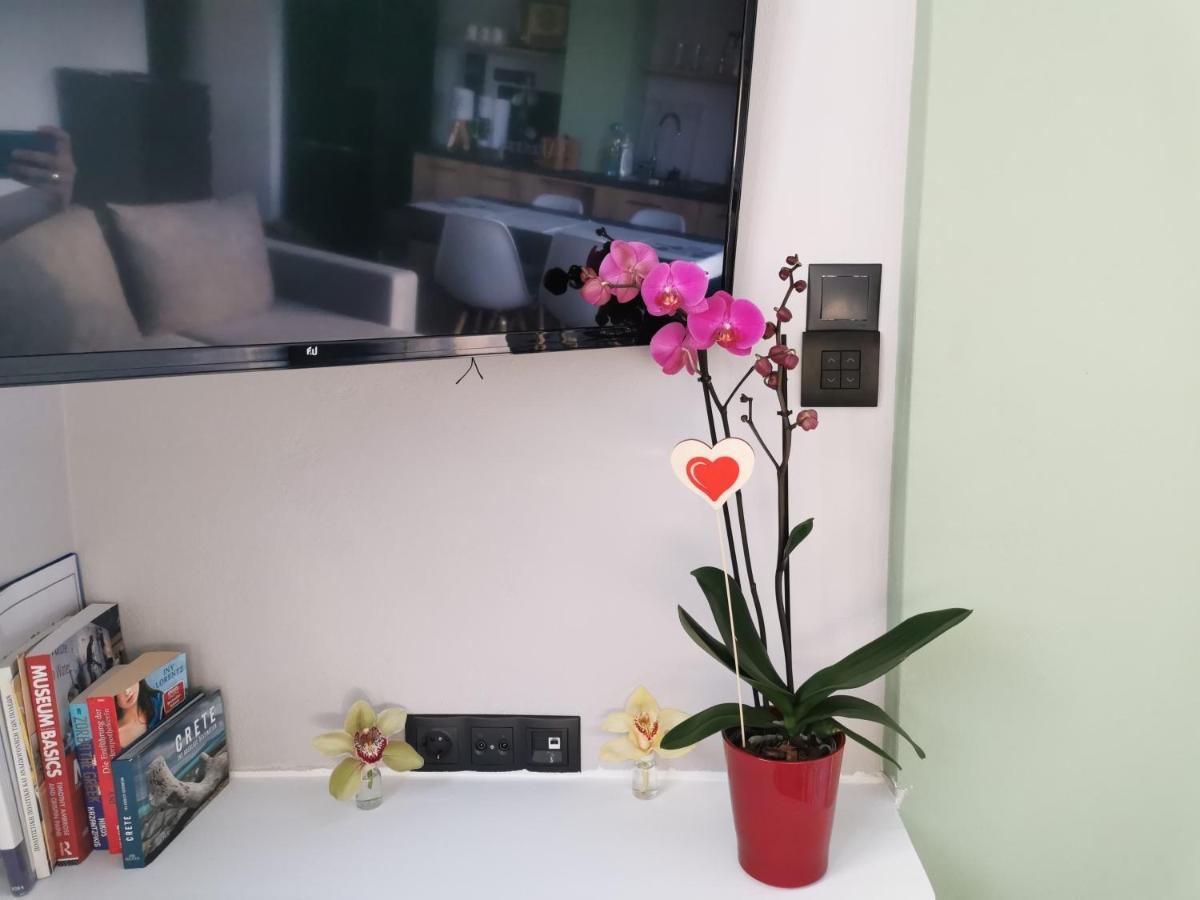 Ferienwohnung Dioni Lux Agios Nikolaos Exterior foto